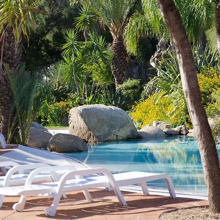 Kompleks wypoczynkowy Villaggio L'ultima 4*
