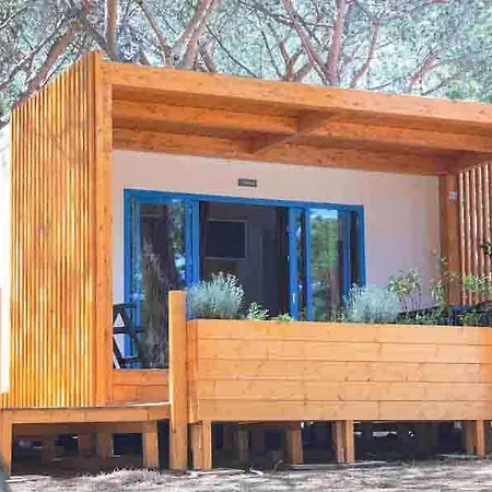 Villaggio L'ultima 4*