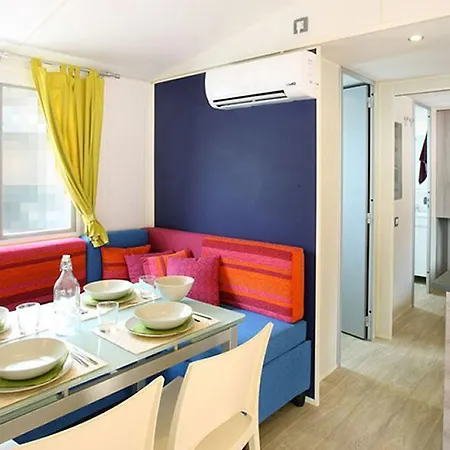 Villaggio L'ultima פארק נופש 4*